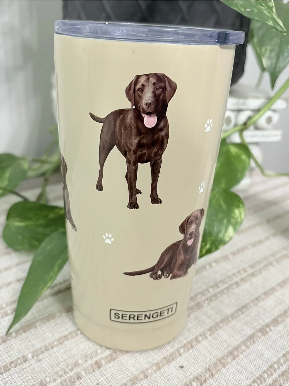 Serengeti Ultimate Chocolate Lab Tumbler Hot Or Cold 20 oz like new